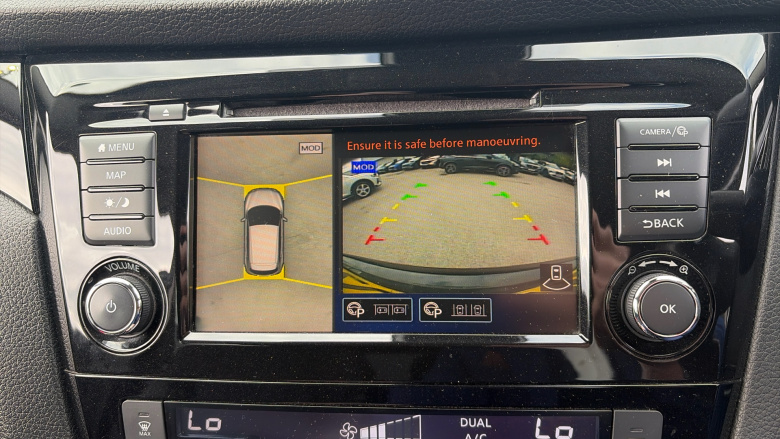 Nissan Qashqai 1.5 dCi 115 N-Connecta 5dr Diesel Hatchback
